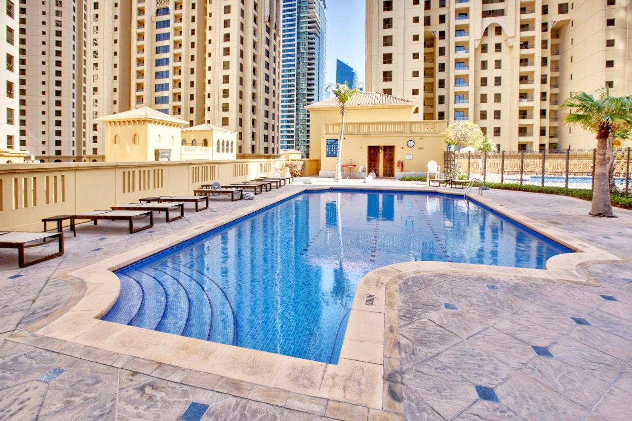 Spacious Sea View At The Jbr Apartamento Dubai